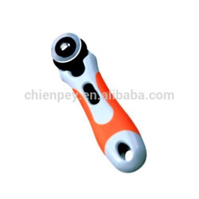 Taiwan Made New Rotary Cutter with Cushion Grip 28mm